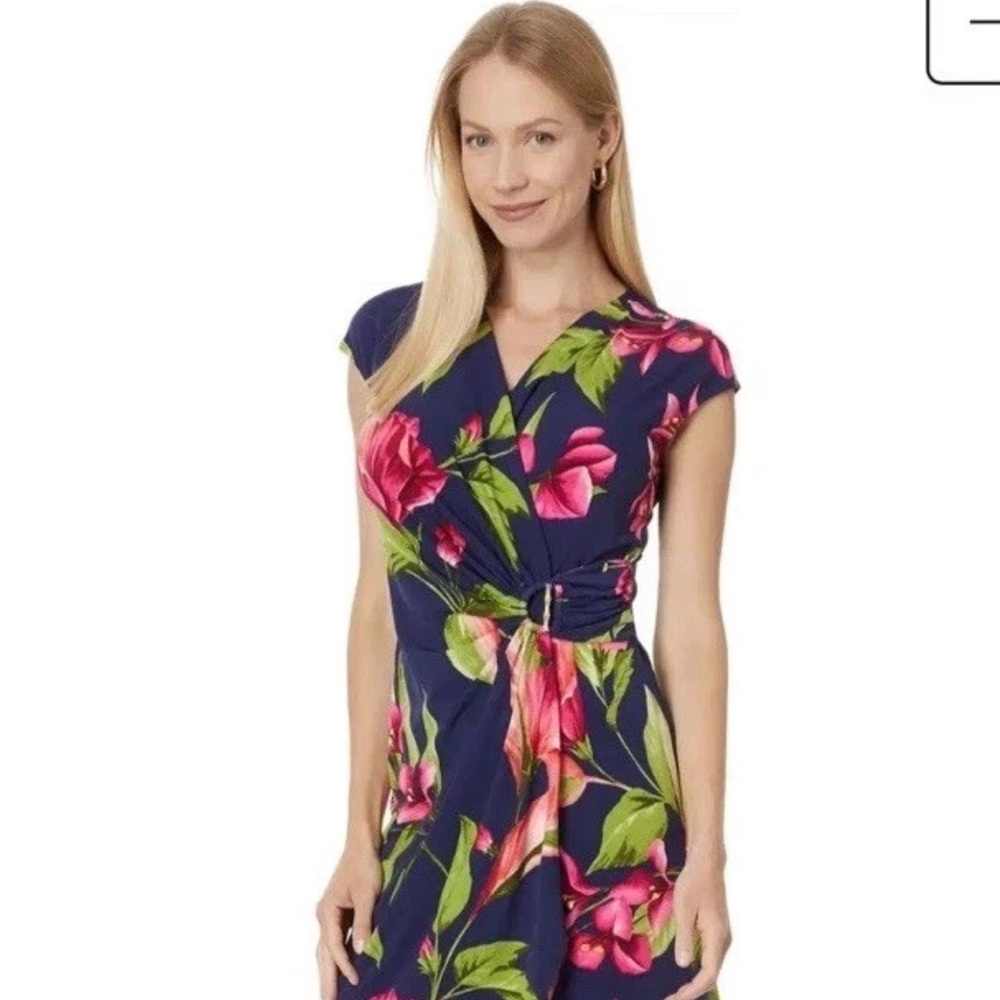 NWT Never worn Tommy Bahama Clara dress!! Stunning
